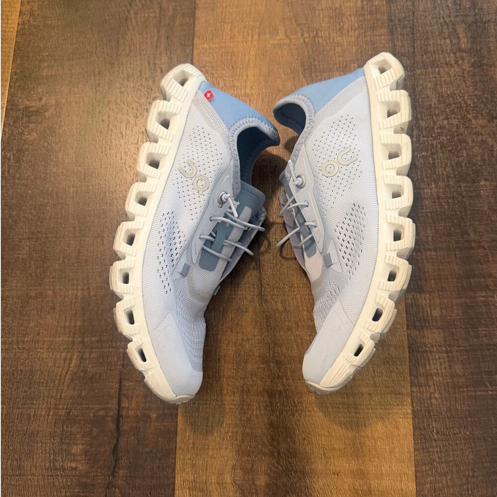 On Cloud Cloudcoast Running Sneakers Light Blue Women's US 7 - Picture 3 of 9